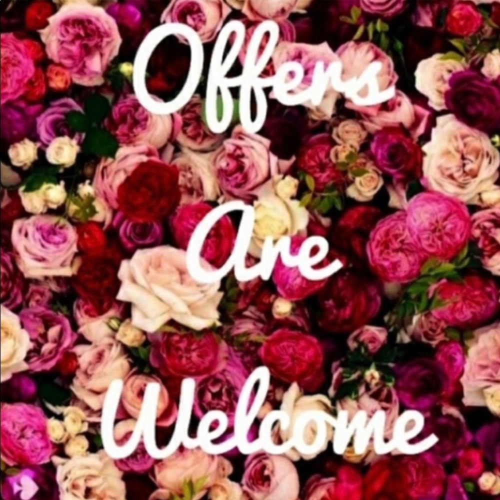 🖤Reasonable offers always welcomed 🖤